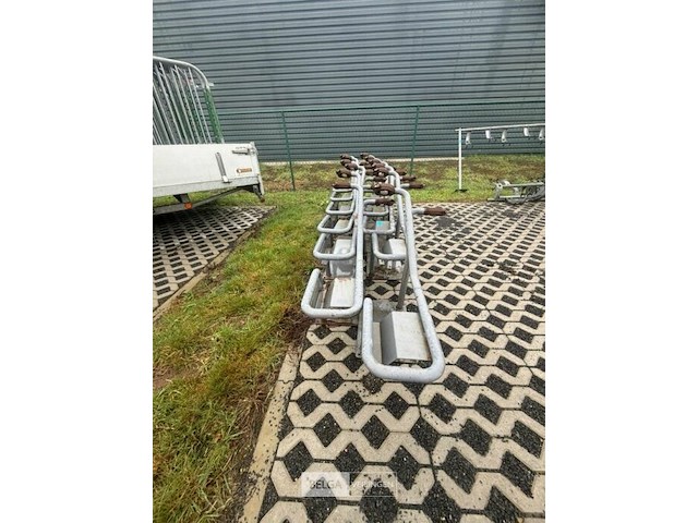 12 fietsenrekken - afbeelding 1 van  2