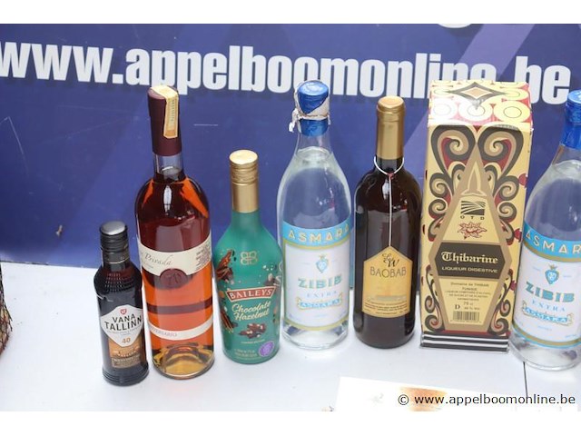 12 flessen diverse sterke dran - afbeelding 2 van  4