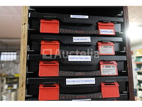 12 gereedschapskoffers met inhoud - afbeelding 13 van  14