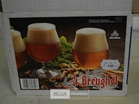 ±12 glazen voor speciaal bier