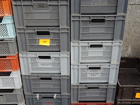 12 grijze bakken - afbeelding 1 van  1