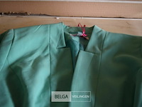 12 groene jasjes div, maten - afbeelding 2 van  2