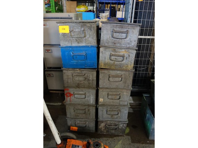 12 grote metalen bakken - afbeelding 2 van  2