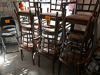 12 horecastoelen + 4 horecatafels - afbeelding 1 van  6