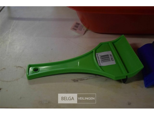 ±12 ijskrabbers - afbeelding 2 van  3