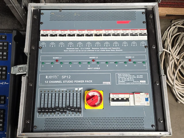 12 kanaal studio power pack lightpack sp12 - afbeelding 1 van  5