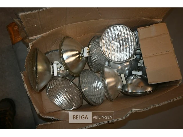 ± 12 lampen - afbeelding 2 van  4