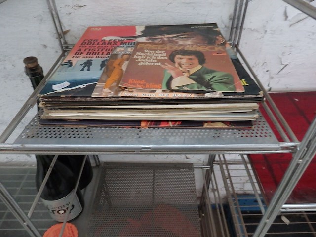 12 lp +2 singels diverse artist - afbeelding 1 van  2