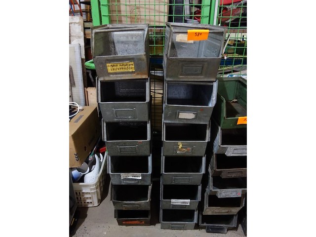 12 metalen bakken - afbeelding 1 van  2