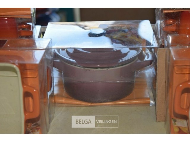 12 mini ovenschoteltjes en 1 mini ketel - afbeelding 3 van  3