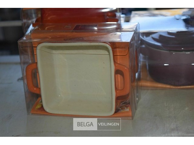 12 mini ovenschoteltjes en 1 mini ketel - afbeelding 2 van  3