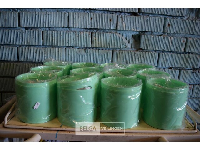 12 mini vuilbakjes - afbeelding 1 van  2