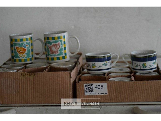 12 mokken en 12 tassen - afbeelding 1 van  4