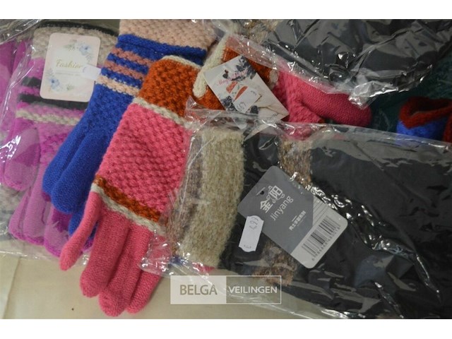 ±12 paar iv. soorten handschoenen - afbeelding 2 van  4