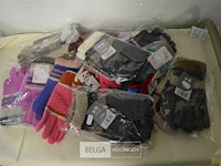 ±12 paar iv. soorten handschoenen - afbeelding 1 van  4