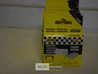 12 pakjes nietjes 14mm - afbeelding 1 van  3