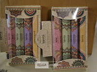 ±12 pakjes wierrookstokjes