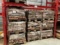 12 paletten met bouwstenen - afbeelding 1 van  10