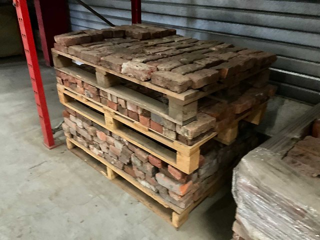 12 paletten met bouwstenen - afbeelding 9 van  10