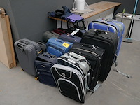 12 reiskoffers - afbeelding 1 van  5