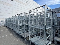 12 shopping rolls geopend