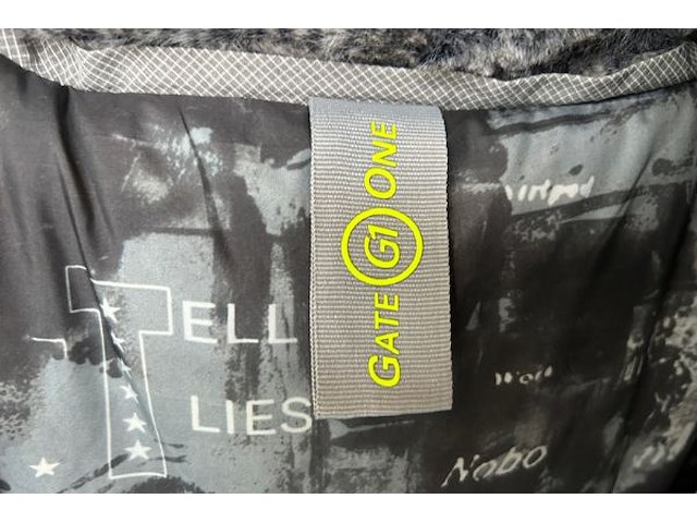 12 sportieve heren winterjassen - afbeelding 14 van  14