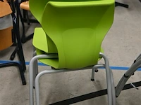 ± 12 stapelbare stoelen - afbeelding 4 van  4