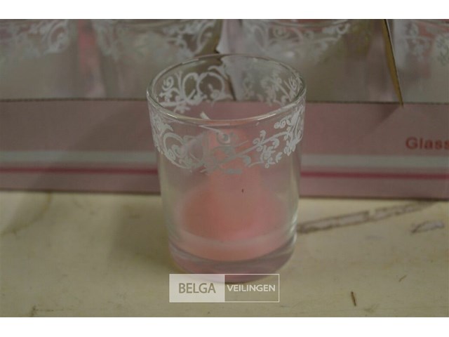 ±12 theelichtjes met hart kaarsjes - afbeelding 3 van  3