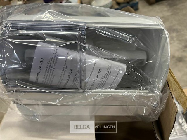 12 tork twin wc-papierhouders - afbeelding 3 van  4