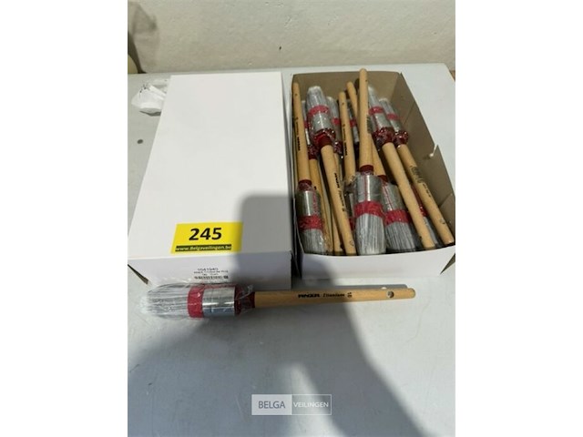 12 verfborstel anza titanium r18 - afbeelding 1 van  3