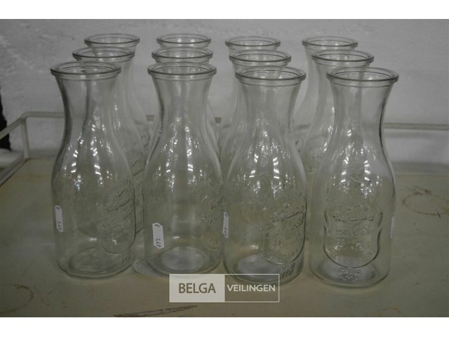 12 wijn/ waterkaraffen h= 20cm - afbeelding 1 van  1