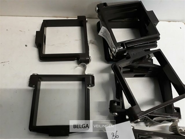 12 x buisbeugel 80x80mm bruin pvc regenafvoer - afbeelding 3 van  3