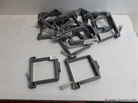 12 x buisbeugel 80x80mm grijs pvc regenafvoer - afbeelding 1 van  2