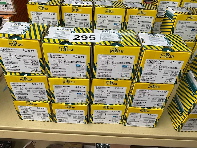 12 x dozen schroeven met snijkant - afbeelding 1 van  7