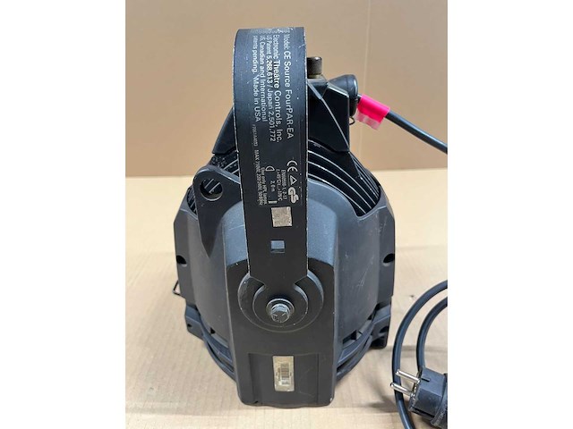 12 x etc s4 par 750w w/mfl lens w/barndoor - afbeelding 11 van  11