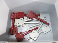12 x geopanel reinforcement corner bar stud - afbeelding 4 van  4