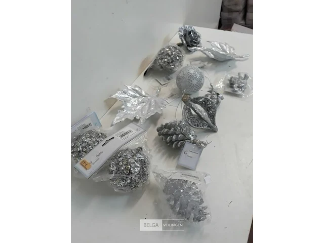 12 x hangdeco zilver / grijs mix - afbeelding 3 van  3