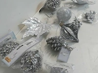12 x hangdeco zilver / grijs mix - afbeelding 3 van  3