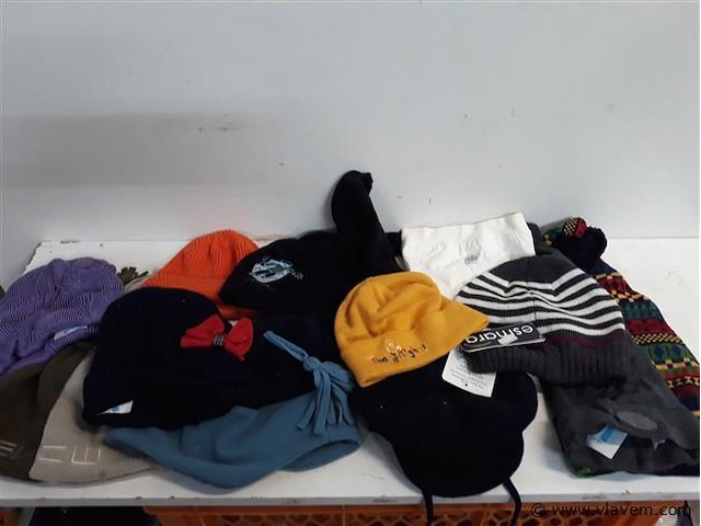 12 x kindermuts mix - afbeelding 1 van  2