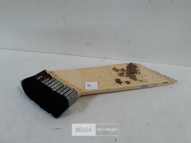 12 x radiator verfborstel 38mm b-kwaliteit - afbeelding 1 van  3