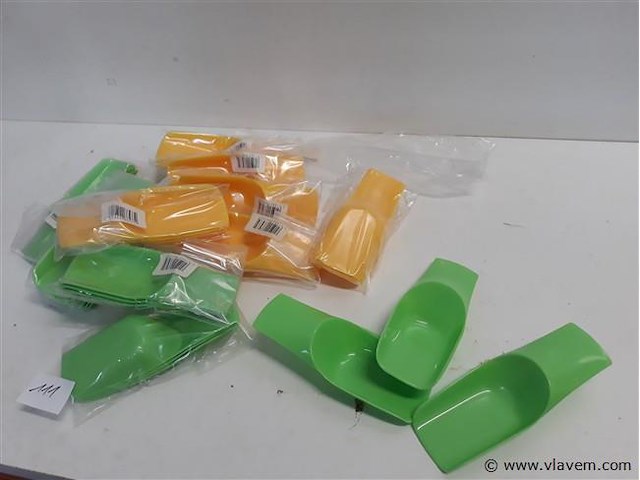 12 x schepje pvc 3 stuks 12 cm - afbeelding 2 van  2