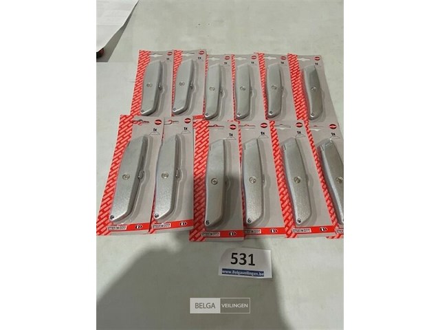 12 x steelwood mes met alu omhulzing en uitschuifbaar mes - afbeelding 1 van  3