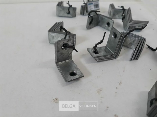 12 x stoelhoekjes verzinkt 25mm 4 stuks - afbeelding 3 van  3