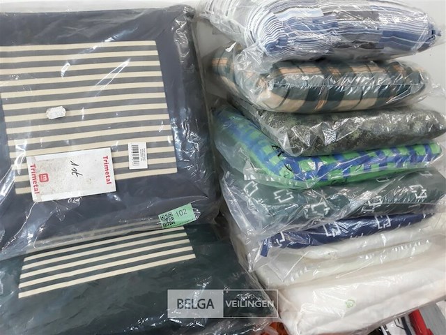12 x zitkussen tuin mix kleuren en afmeting - afbeelding 3 van  3