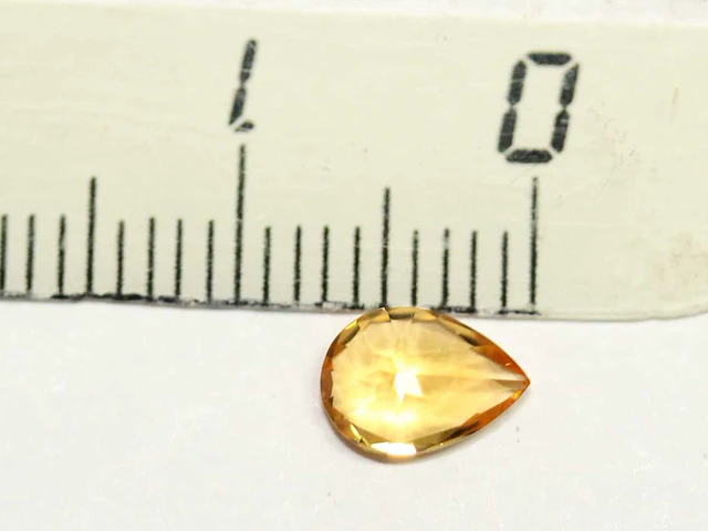 1,20 ct. peervormige saffraankleur citrien-edelsteen - afbeelding 3 van  6