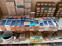 120 dozen schroefogen; schroefhaken; sluitringen; vleugelmoeren - afbeelding 1 van  6