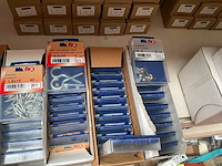120 dozen schroefogen; schroefhaken; sluitringen; vleugelmoeren - afbeelding 6 van  6