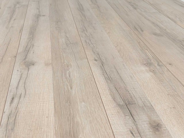 120 m2 laminaat plank - 1383 x 193 x 8 mm - afbeelding 1 van  2