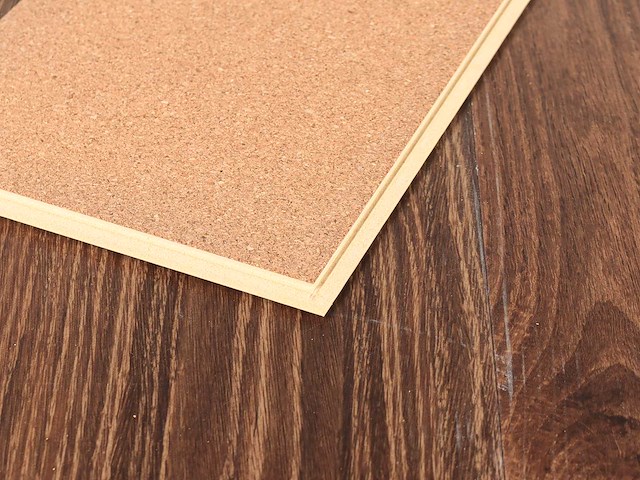 120 m2 pvc click vinyl plank met kurk onderlaag - 1220 x 181 x 8 mm - afbeelding 4 van  4