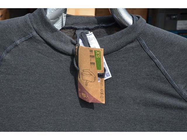120 stuks thermoshirts decathlon maat xs - afbeelding 7 van  7